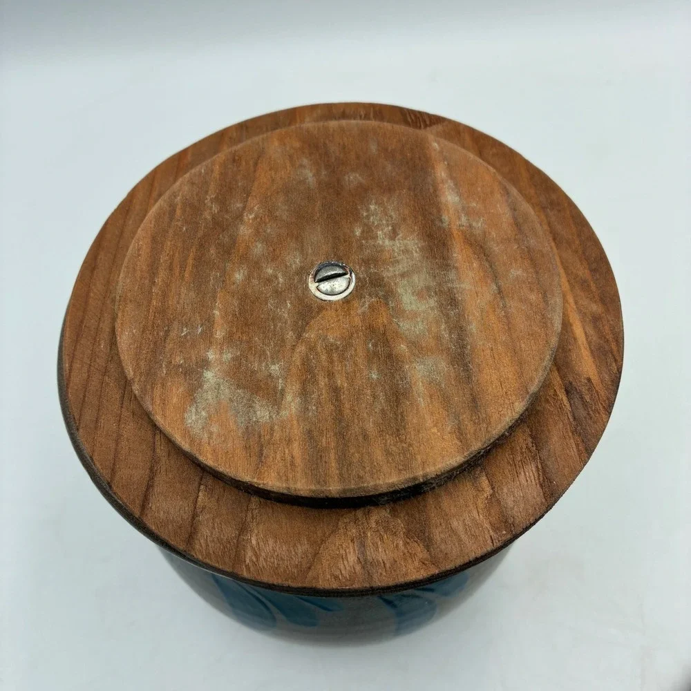 Eldreth Pottery 1992 Salt Glaze Stoneware Canister Blue Cobalt Leaf Wood Lid PA